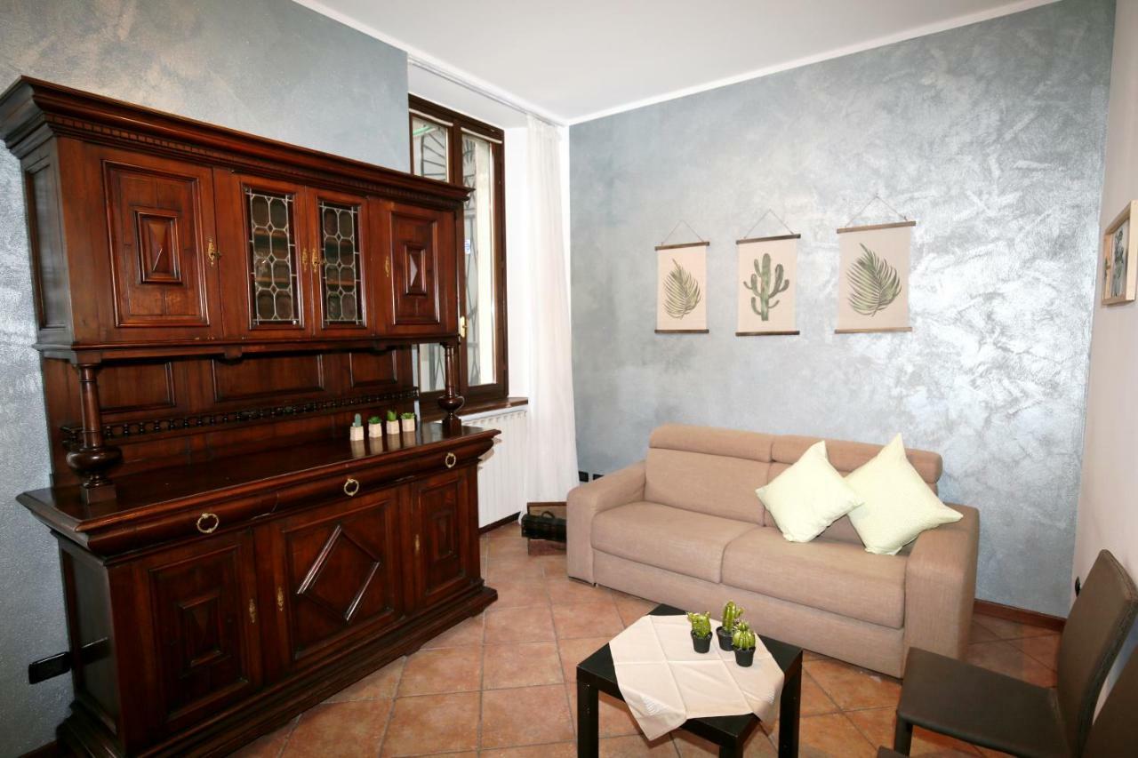 Apartamento Cortile Del Forno Nel Centro Storico Arona Exterior foto