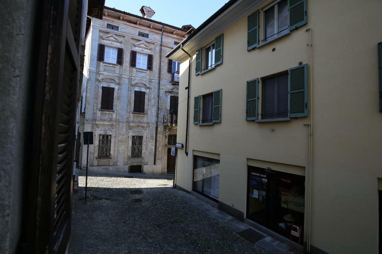 Apartamento Cortile Del Forno Nel Centro Storico Arona Exterior foto