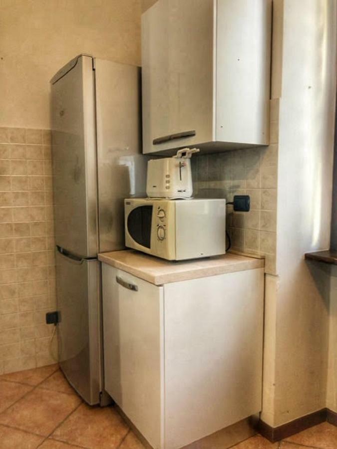 Apartamento Cortile Del Forno Nel Centro Storico Arona Exterior foto